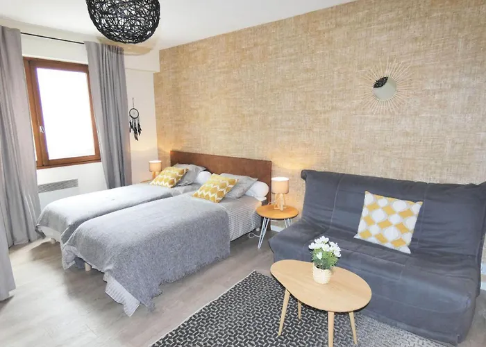 Le Chateau Durieux 2 - Coup De Coeur Pour Ce Joli Relooke ! Mae-6654 Aix-les-Bains